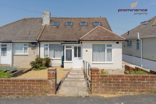 4 bed property, in Ladies Mile Road, £550,000