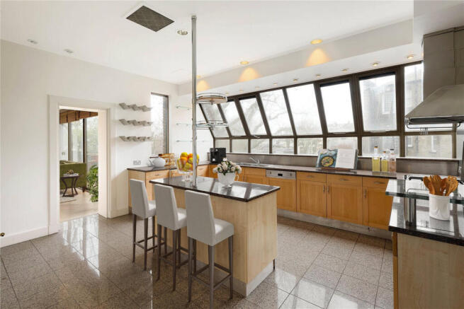 8 bed property, in Hyde Park Gate, £14,000,000