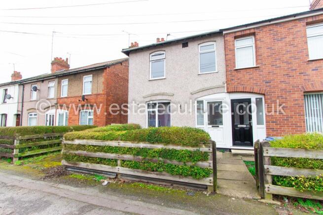 3 bed property, in Fowler Road, £185,000