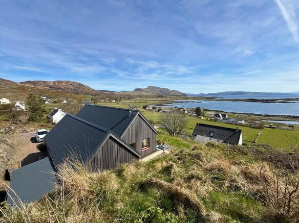 2 bed property, in Tigh Na Creag, £380,000