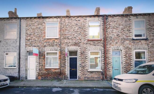 2 bed property, in Stamford Street East, £190,000