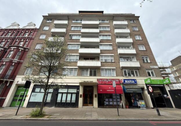 1 bed property, in Flat 26 Wallace Court, £320,000