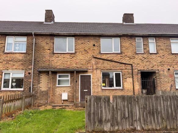 4 bed property, in 190 Winchester Avenue, £60,000