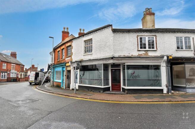 Land, in Sparrow Hill, £200,000