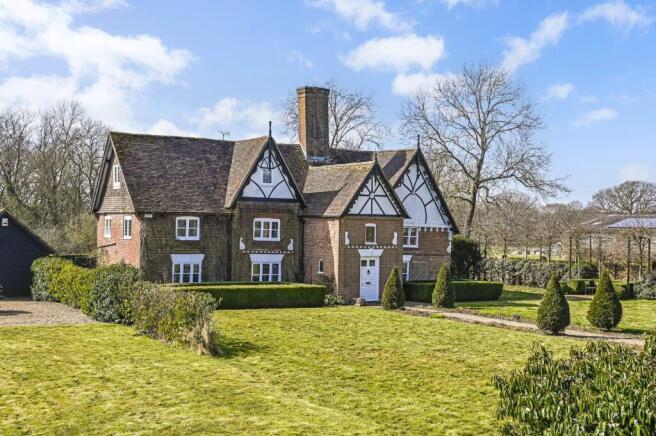 5 bed property, in Bugglesden Road, £1,695,000