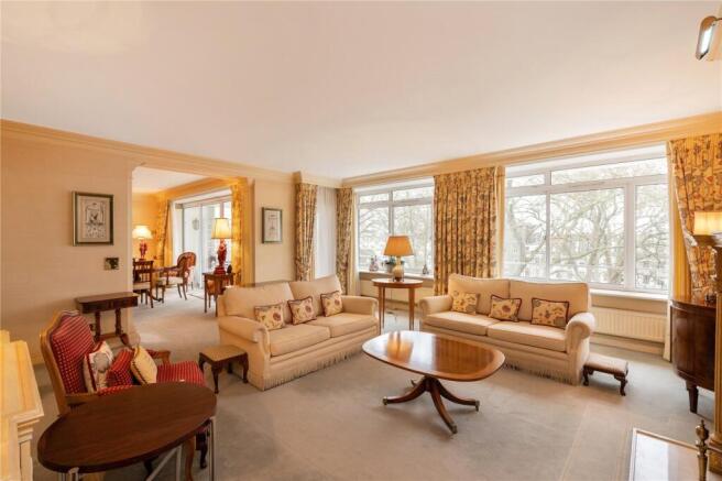 4 bed property, in Gloucester Square, £3,425,000