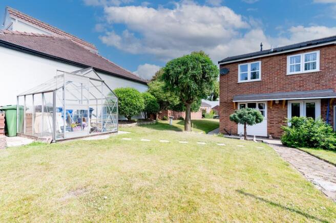 3 bed property, in Stacye Rise, £250,000