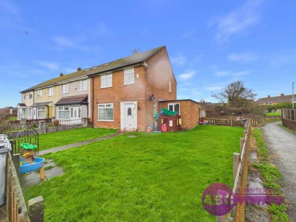 3 bed property, in Tern Way, £115,000