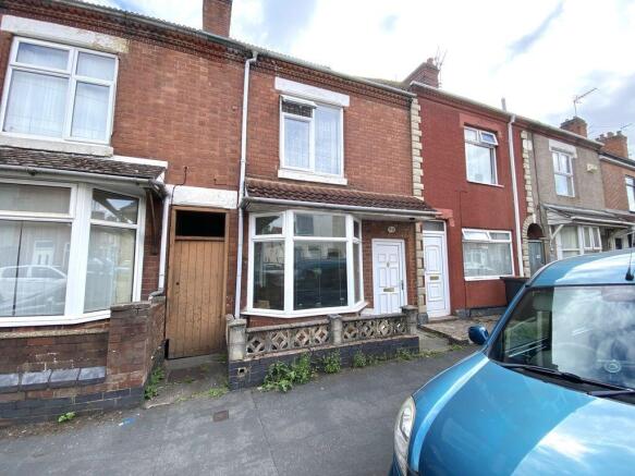 2 bed property, in Grove Road, £149,950