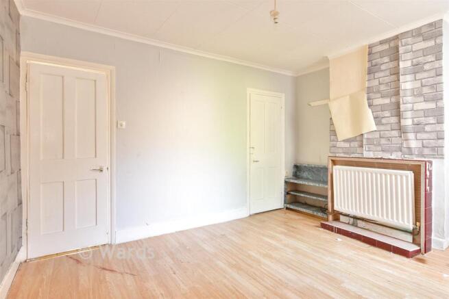 3 bed property, in Otway Street, £175,000