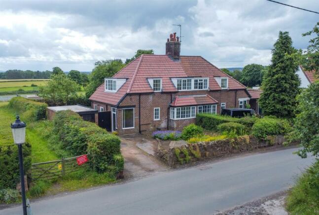 3 bed property, in The Village, £395,000