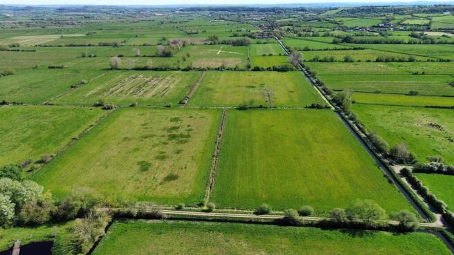 Land, in Henley, £50,000