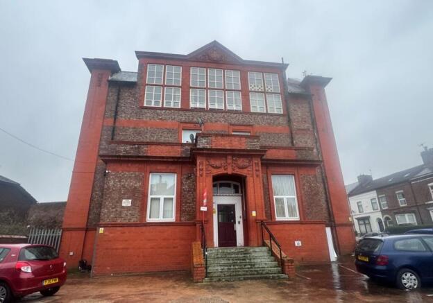 1 bed property, in Apt 3 Embassy Building, £27,000