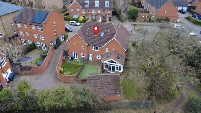3 bed property, in Mendip Way, £385,000