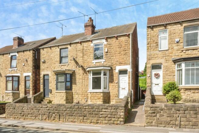 2 bed property, in Highthorn Road, £130,000