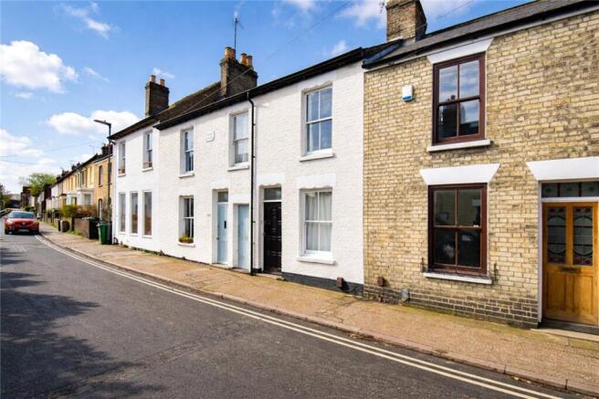 2 bed property, in Gwydir Street, £400,000