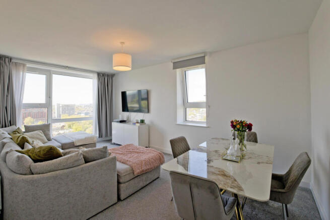3 bed property, in Fellows Road, £499,950