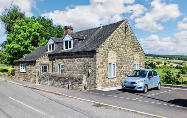 2 bed property, in Chapel House, £275,000