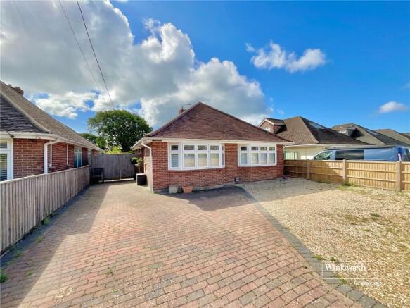 2 bed property, in Walkford Way, £500,000
