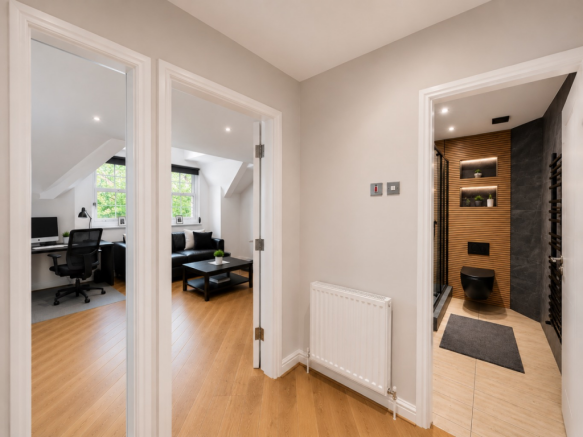 1 bed property, in 35, £175,000