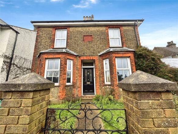 4 bed property, in Dover Road, £450,000
