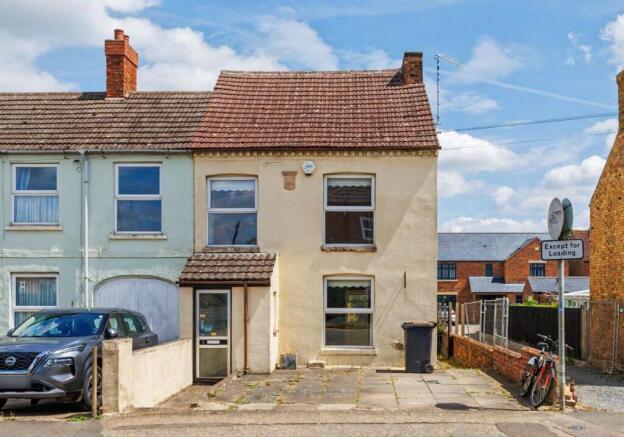 3 bed property, in 5 High Street, £150,000