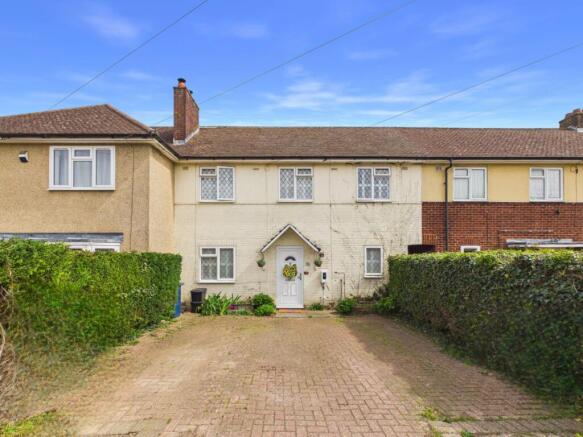 3 bed property, in Upper Belmont Road, £450,000