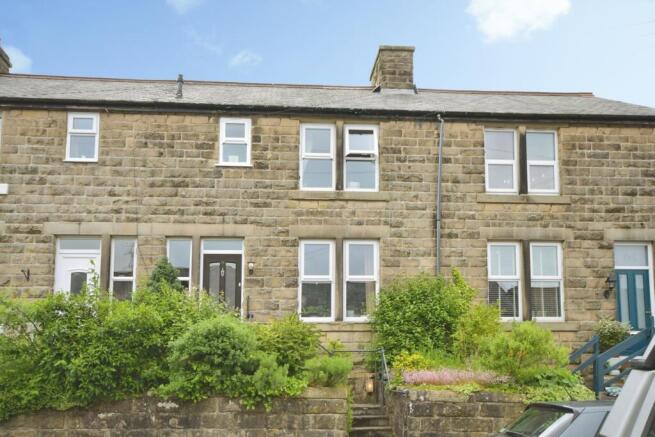 3 bed property, in Nunsfield Road, £170,000