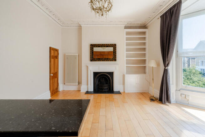 2 bed property, in Cotham Brow, £325,000