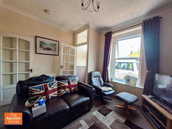 3 bed property, in Beecham Street, £85,000