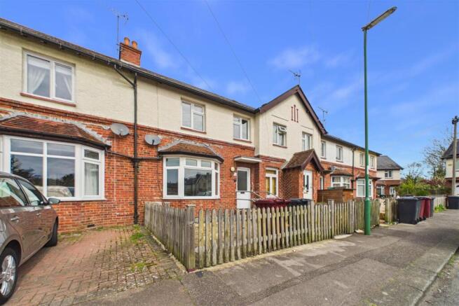 3 bed property, in St. James Square, £235,000