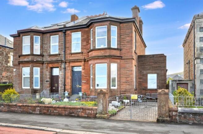 4 bed property, in 53 Henrietta Street, £359,750