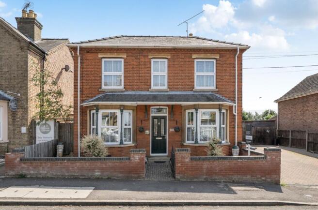5 bed property, in Old Croxton Road, £400,000