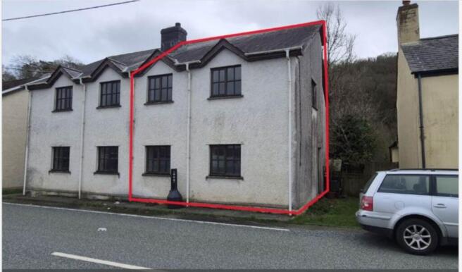 3 bed property, in Pentre Llyn, £130,000