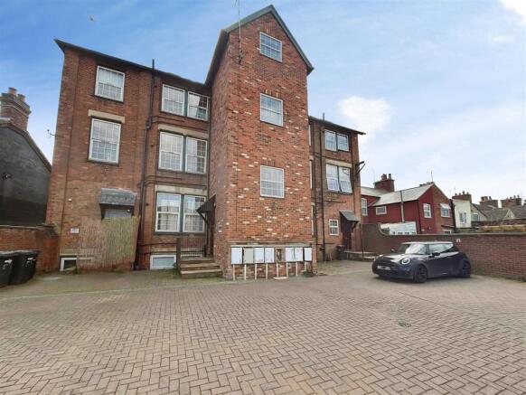 2 bed property, in Havelock Mews, £150,000