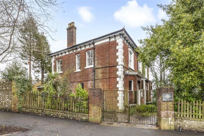 Land, in Prince Edwards Road, £1,995,000