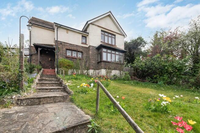 4 bed property, in Brancaster Lane, £750,000