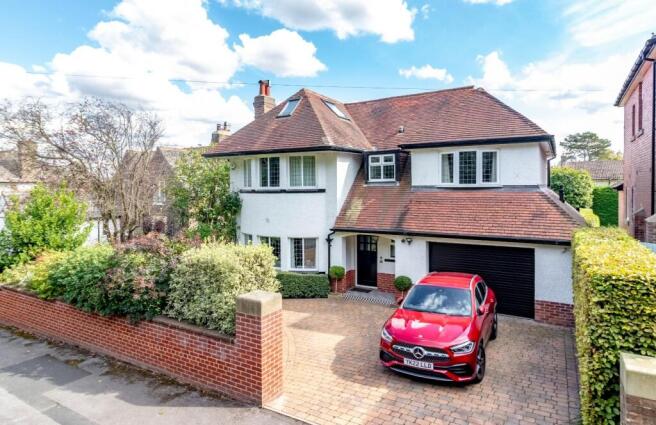 5 bed property, in Harlow Moor Drive, £1,250,000
