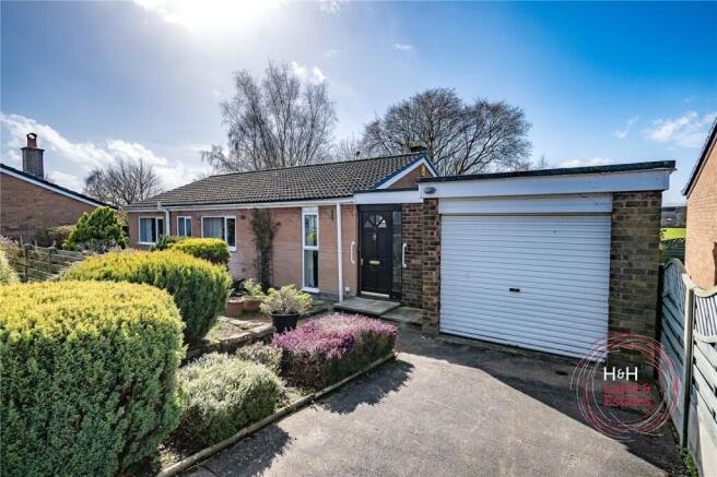 3 bed property, in 7 Huntley Court, £260,000