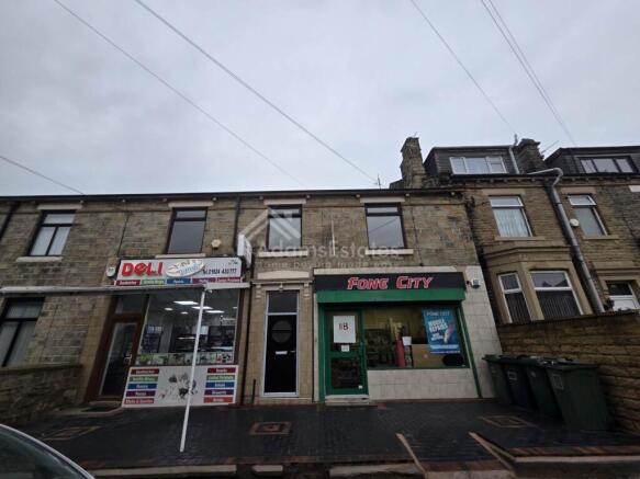 4 bed property, in South Street, £400,000