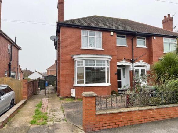 3 bed property, in Littlefield Lane, £140,000