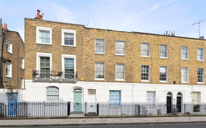 5 bed property, in Star Street, £1,600,000