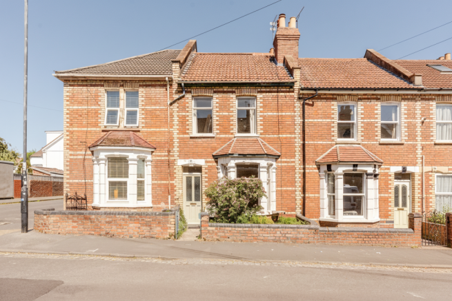 2 bed property, in Horfield, £425,000