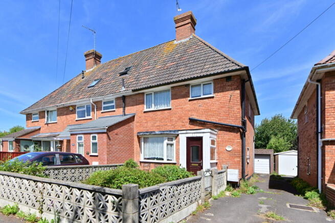 3 bed property, in Westland Road, £220,000