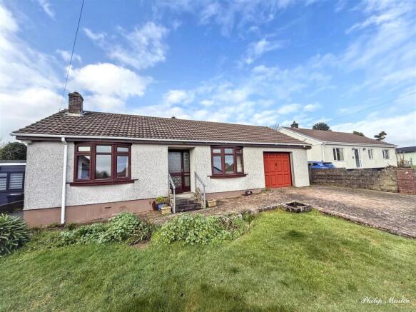 3 bed property, in Goonhavern, £360,000