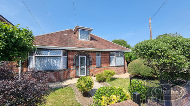 2 bed property, in Priory View Road, £381,000