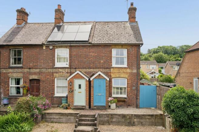 2 bed property, in Town Lane, £512,500