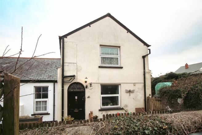 3 bed property, in Buckland Brewer, £179,950