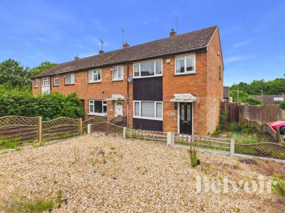 3 bed property, in Mount Pleasant Road, £155,000