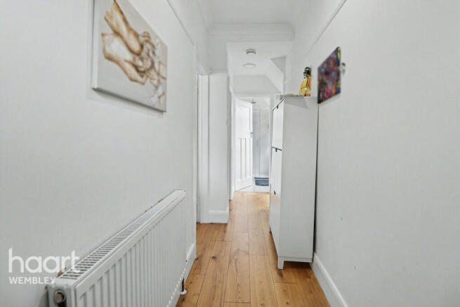 2 bed property, in Barnhill Road, £400,000